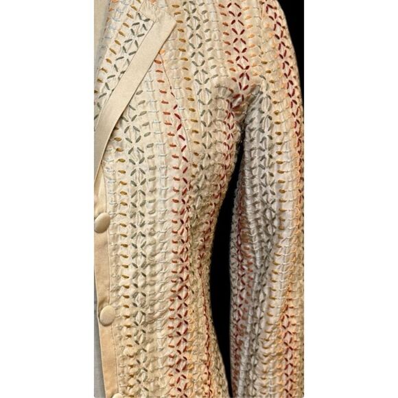 Chico’s 100% Silk 3-Button Embroidered Blazer Size S - Picture 8 of 12